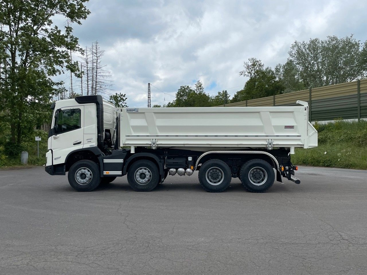 Volvo FMX 500 8X4 Retarder EuromixMTP Kipper - Самосвал: фото 2 Volvo FMX 500 8X4 Retarder EuromixMTP Kipper - Самосвал: фото 2
