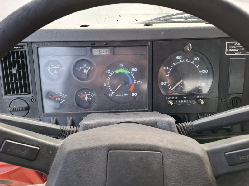 Volvo FL7 260 6x2 21550 Liter Gas tank truck ID 2.171 - Грузовик-цистерна: фото 4 Volvo FL7 260 6x2 21550 Liter Gas tank truck ID 2.171 - Грузовик-цистерна: фото 4