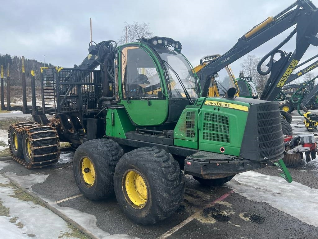John Deere 1210 E - Форвардер: фото 3 John Deere 1210 E - Форвардер: фото 3