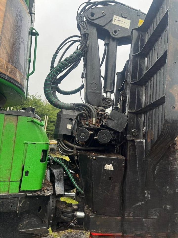 Форвардер John Deere 1510G: фото 19