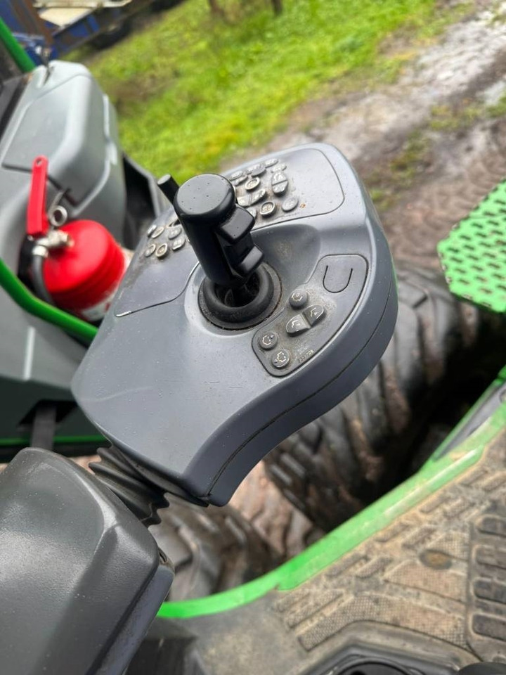 Форвардер John Deere 1510G: фото 23