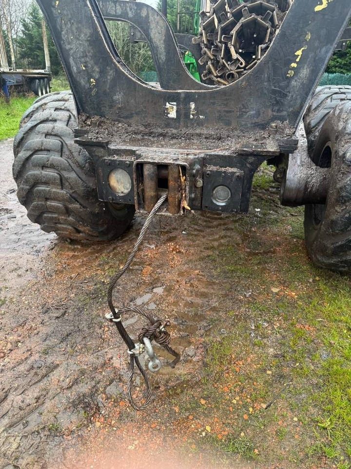 Форвардер John Deere 1510G: фото 13
