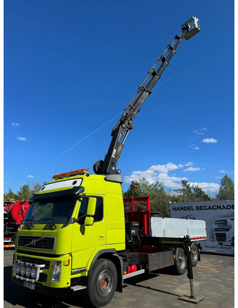 Volvo FM 6x2, Tipper + Crane and Skylift, 2009 - Самосвал, Автоманипулятор: фото 2 Volvo FM 6x2, Tipper + Crane and Skylift, 2009 - Самосвал, Автоманипулятор: фото 2