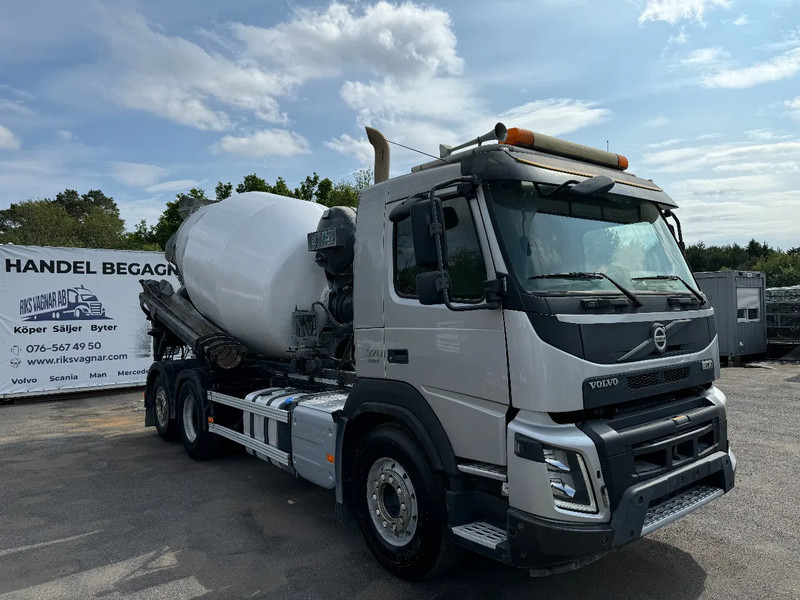 Volvo FMX 370 6x2*4, Mixer + Hydraulic-slide, 2015 - Автобетоносмеситель: фото 1 Volvo FMX 370 6x2*4, Mixer + Hydraulic-slide, 2015 - Автобетоносмеситель: фото 1