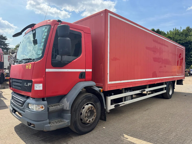 DAF LF 55.220 **EURO 4-MANUAL GEARBOX** - Грузовик с закрытым кузовом: фото 1 DAF LF 55.220 **EURO 4-MANUAL GEARBOX** - Грузовик с закрытым кузовом: фото 1