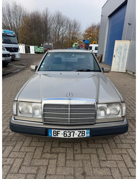 Mercedes-Benz 200-serie **250D-W124** - Седан: фото 2 Mercedes-Benz 200-serie **250D-W124** - Седан: фото 2