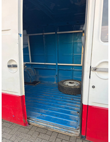 Renault Master **T35D-CAMIONETTE FRANCAIS** - Цельнометаллический фургон: фото 4 Renault Master **T35D-CAMIONETTE FRANCAIS** - Цельнометаллический фургон: фото 4