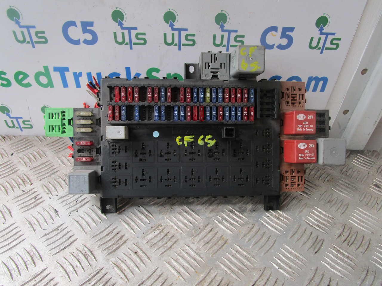 DAF CF 65 FUSEBOARD P/NO 518685102/02 - Электрическая система для Грузовиков: фото 1 DAF CF 65 FUSEBOARD P/NO 518685102/02 - Электрическая система для Грузовиков: фото 1