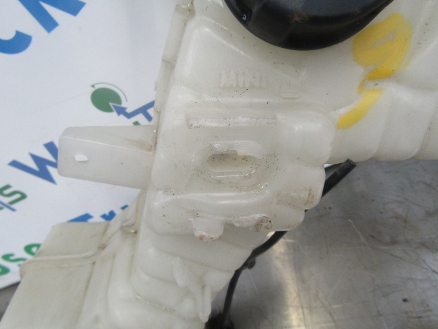 DAF LF 220 EURO 6 HEADERTANK - Двигатель и запчасти для Грузовиков: фото 2 DAF LF 220 EURO 6 HEADERTANK - Двигатель и запчасти для Грузовиков: фото 2