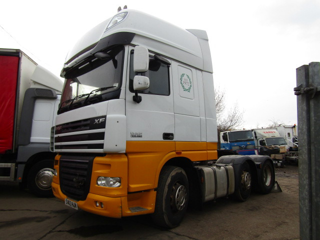 DAF XF 105 460 MANUAL 2013 ALL PARTS AVAILABLE - Грузовик: фото 2 DAF XF 105 460 MANUAL 2013 ALL PARTS AVAILABLE - Грузовик: фото 2