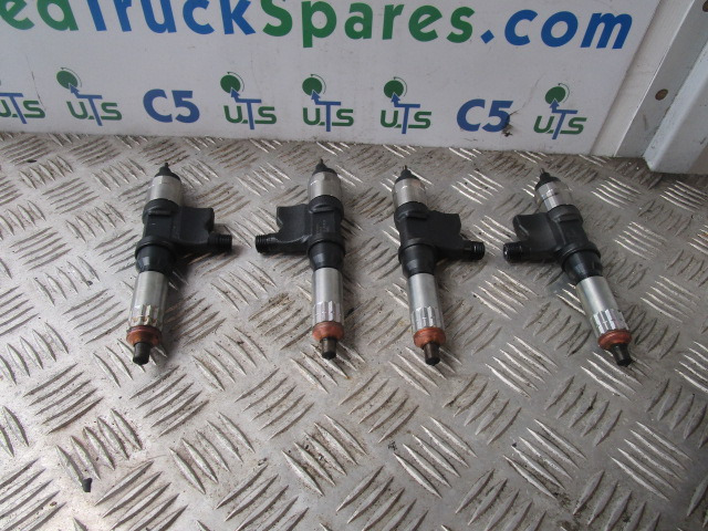 ISUZU NQR / N75 EURO 4 DENSO INJECTORS (4) P/NO 636302J00038 - Подготовка топлива для Грузовиков: фото 1 ISUZU NQR / N75 EURO 4 DENSO INJECTORS (4) P/NO 636302J00038 - Подготовка топлива для Грузовиков: фото 1