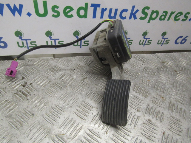 MAN TGA THROTTLE PEDAL CONTROL UNIT P/NO 81.25970.6100 - Электрическая система для Грузовиков: фото 1 MAN TGA THROTTLE PEDAL CONTROL UNIT P/NO 81.25970.6100 - Электрическая система для Грузовиков: фото 1