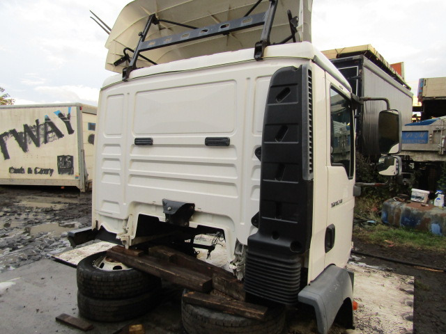 MAN TGM DAY CAB EX 2009 - Кабина для Грузовиков: фото 5 MAN TGM DAY CAB EX 2009 - Кабина для Грузовиков: фото 5