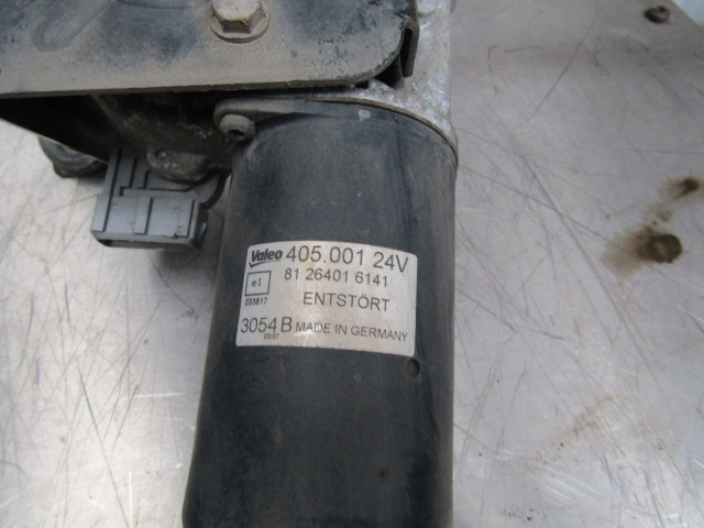 MAN TGM / TGS WIPER MOTOR AND LINKAGE COMPLETE 81264016141 - Кабина и интерьер для Грузовиков: фото 2 MAN TGM / TGS WIPER MOTOR AND LINKAGE COMPLETE 81264016141 - Кабина и интерьер для Грузовиков: фото 2
