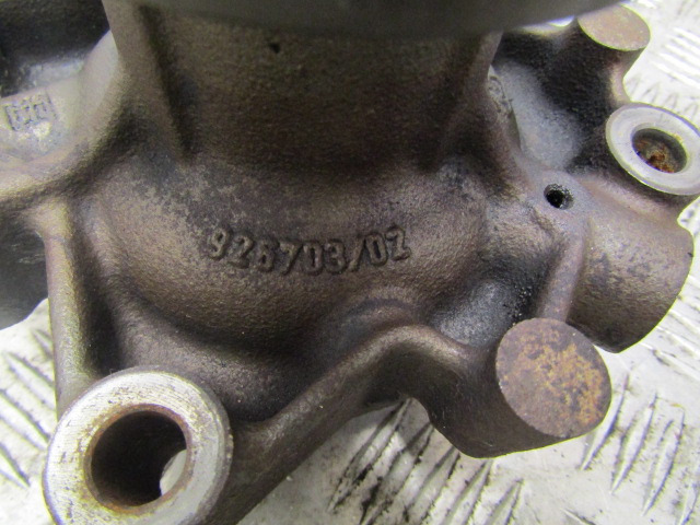 MITSUBISHI FUSO 75C 4P10 WATER PUMP P/NO 926703/02 - Двигатель и запчасти для Грузовиков: фото 2 MITSUBISHI FUSO 75C 4P10 WATER PUMP P/NO 926703/02 - Двигатель и запчасти для Грузовиков: фото 2