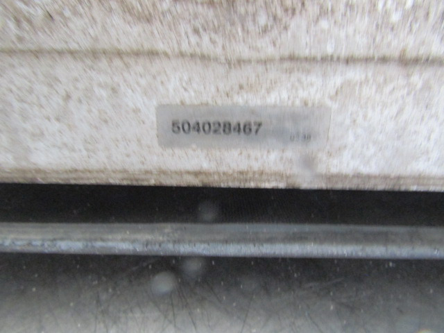 RENAULT MIDLUM DCI 130 INTERCOOLER P/NO 504028467 - Радиатор для Грузовиков: фото 2 RENAULT MIDLUM DCI 130 INTERCOOLER P/NO 504028467 - Радиатор для Грузовиков: фото 2