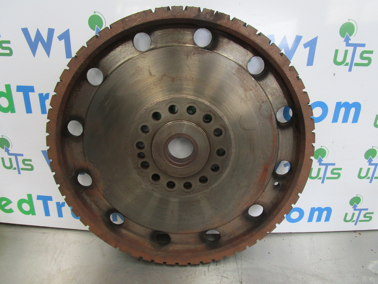 VOLVO FM9 / FM12 VT FLYWHEEL - Маховик для Грузовиков: фото 1 VOLVO FM9 / FM12 VT FLYWHEEL - Маховик для Грузовиков: фото 1