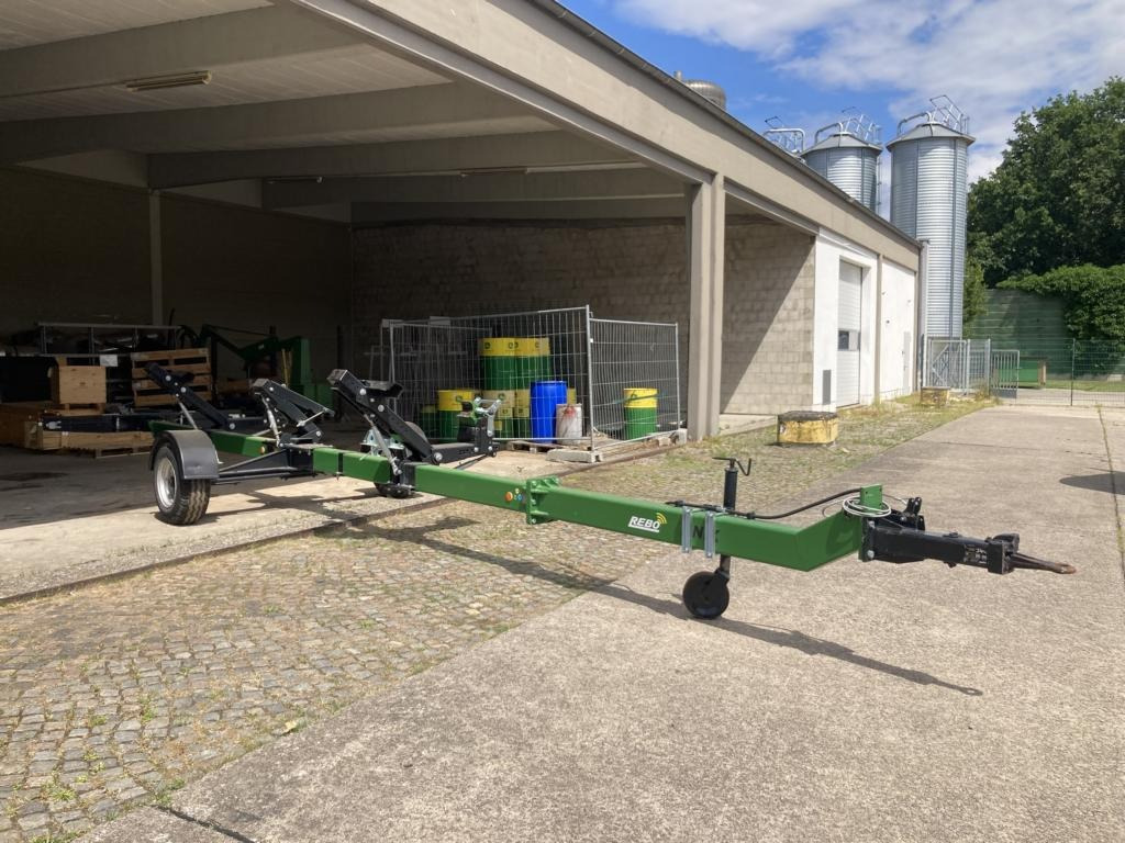 H B SCHNEIDWERKSWAGEN - Зерноуборочный комбайн: фото 3 H B SCHNEIDWERKSWAGEN - Зерноуборочный комбайн: фото 3