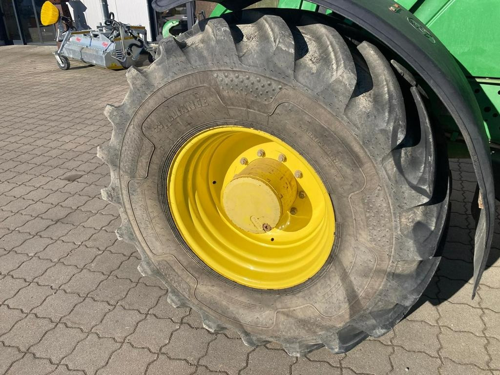 John Deere 6190R - Трактор: фото 3 John Deere 6190R - Трактор: фото 3
