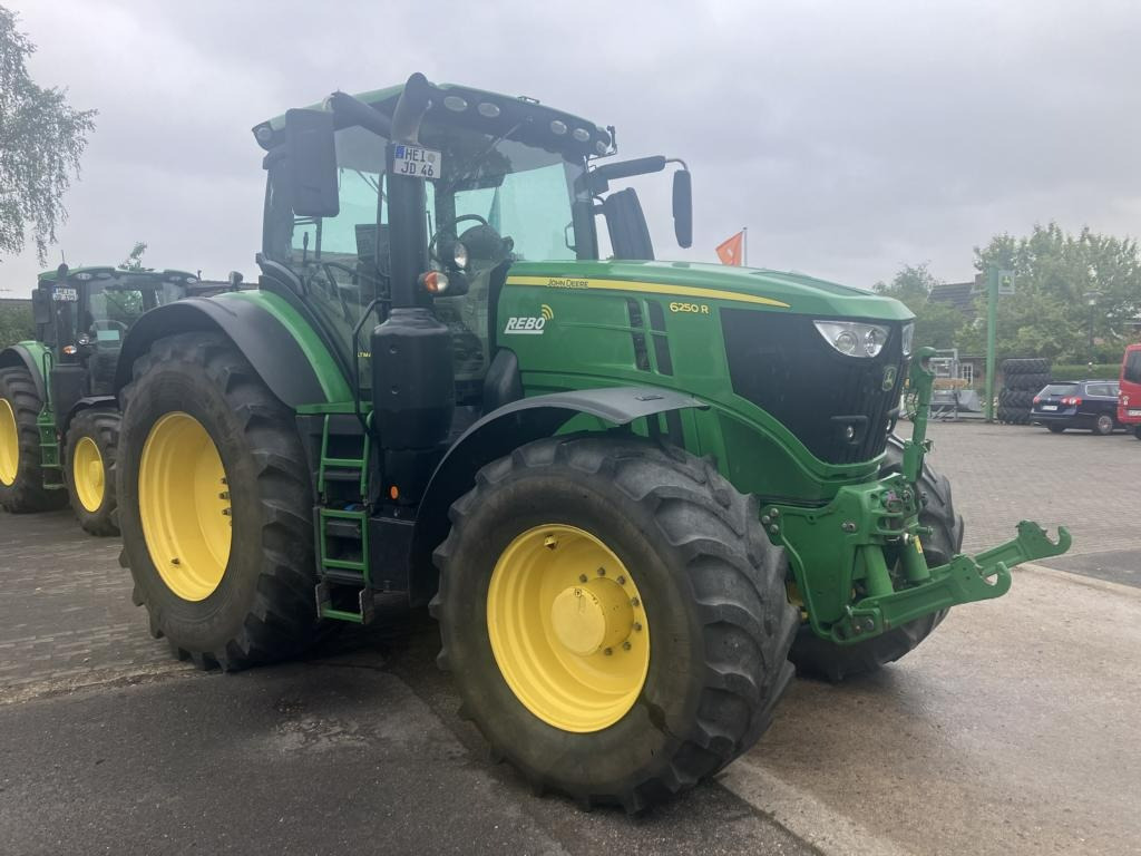 Трактор John Deere 6250R: фото 20