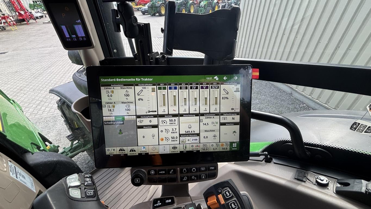 John Deere 6R215 в лизинг John Deere 6R215: фото 8 John Deere 6R215 в лизинг John Deere 6R215: фото 8