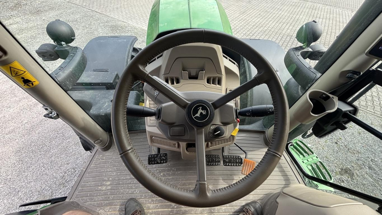 John Deere 6R215 в лизинг John Deere 6R215: фото 11 John Deere 6R215 в лизинг John Deere 6R215: фото 11