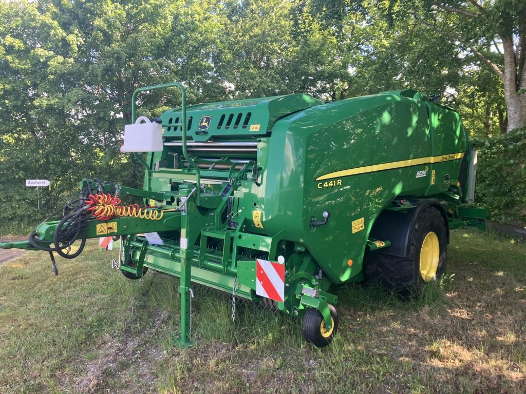 John Deere FESTKAMMER-KOMBIPRESSE C441R - Техника для сенозаготовки: фото 1 John Deere FESTKAMMER-KOMBIPRESSE C441R - Техника для сенозаготовки: фото 1