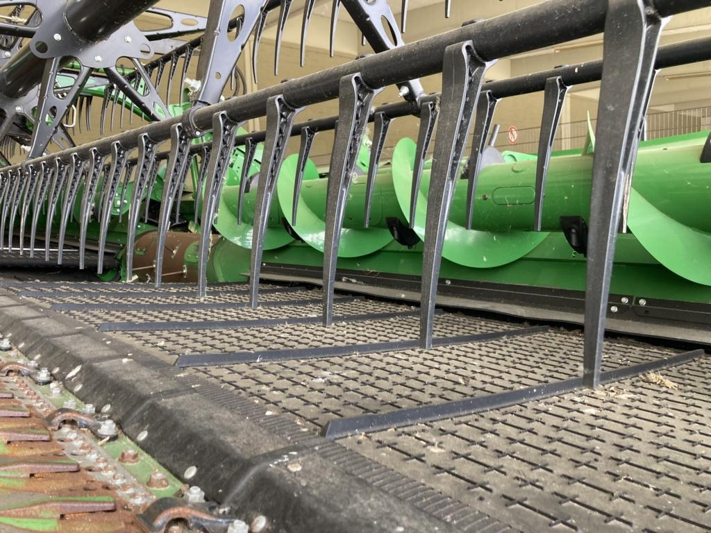 John Deere HD35X MY24 - Зерноуборочный комбайн: фото 2 John Deere HD35X MY24 - Зерноуборочный комбайн: фото 2