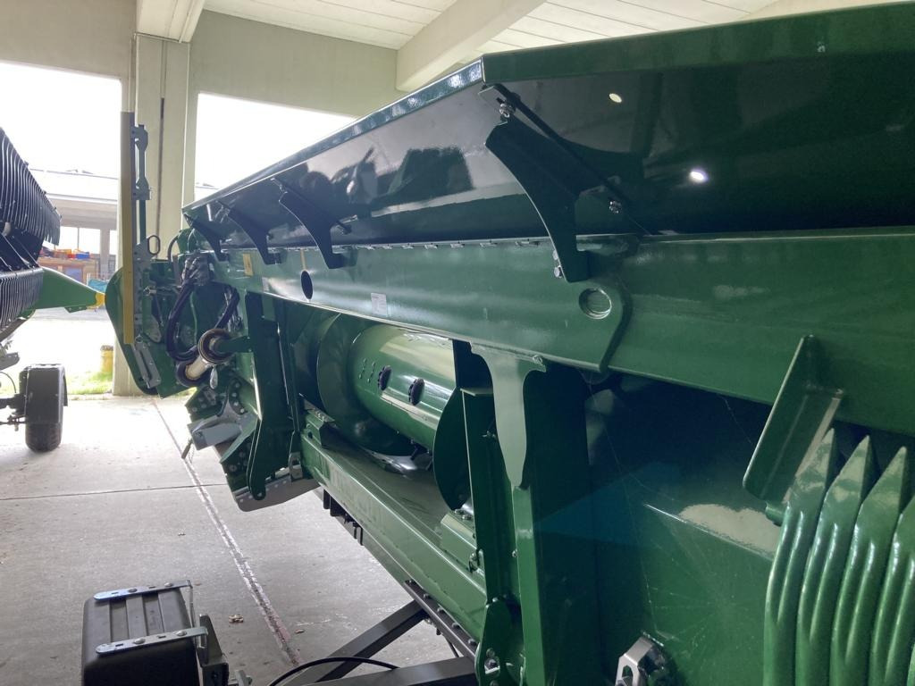 John Deere VARIABLES SCHNEIDWERK 722X MY2 - Зерноуборочный комбайн: фото 4 John Deere VARIABLES SCHNEIDWERK 722X MY2 - Зерноуборочный комбайн: фото 4