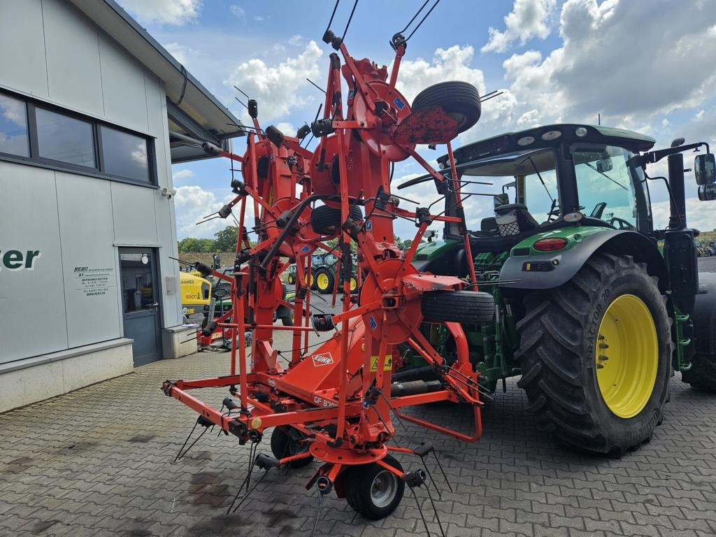 Kuhn GF 8702 - Сеноворошилка: фото 3 Kuhn GF 8702 - Сеноворошилка: фото 3