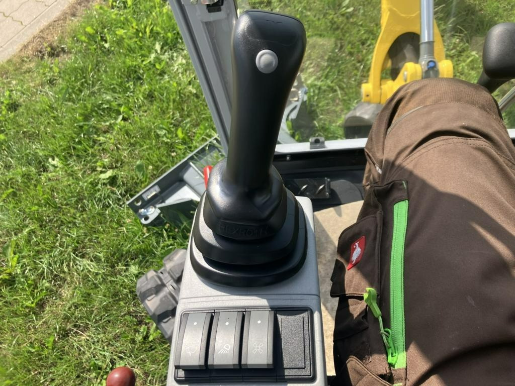 Wacker ET 16 - Мини-экскаватор: фото 5 Wacker ET 16 - Мини-экскаватор: фото 5