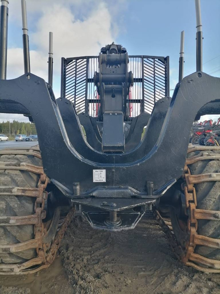 Komatsu 875  - Форвардер: фото 2 Komatsu 875  - Форвардер: фото 2