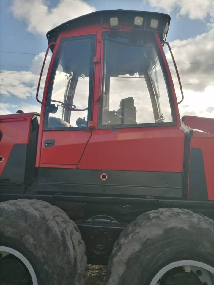 Komatsu 875  - Форвардер: фото 5 Komatsu 875  - Форвардер: фото 5