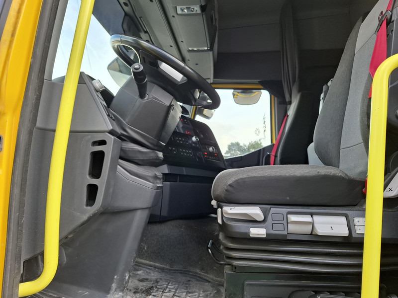 Renault C Cab 2.5 - Тягач: фото 5 Renault C Cab 2.5 - Тягач: фото 5
