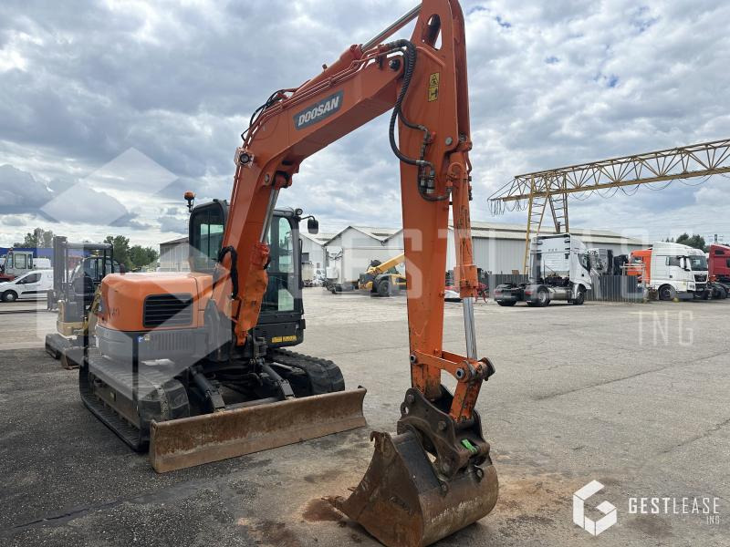 Doosan DX85R-3 - Мини-экскаватор: фото 4 Doosan DX85R-3 - Мини-экскаватор: фото 4