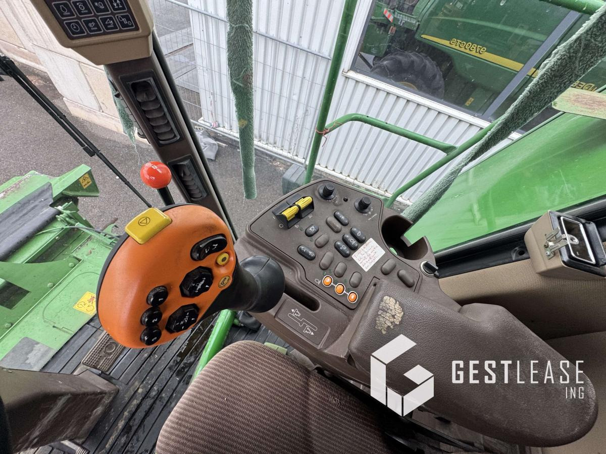 Зерноуборочный комбайн John Deere 9780 CTS: фото 22 Зерноуборочный комбайн John Deere 9780 CTS: фото 22