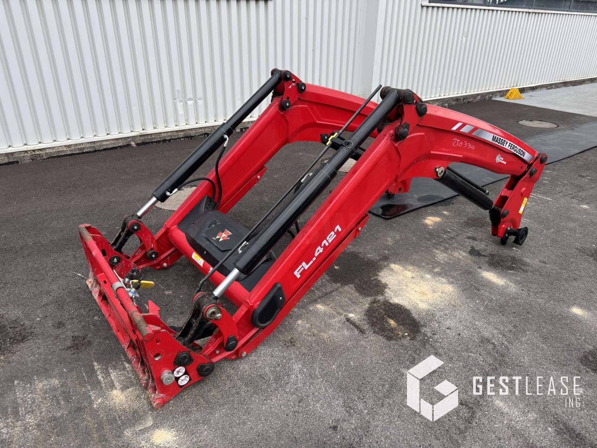 MASSEY FERGUSON FL4121 - Фронтальный погрузчик для трактора: фото 1 MASSEY FERGUSON FL4121 - Фронтальный погрузчик для трактора: фото 1