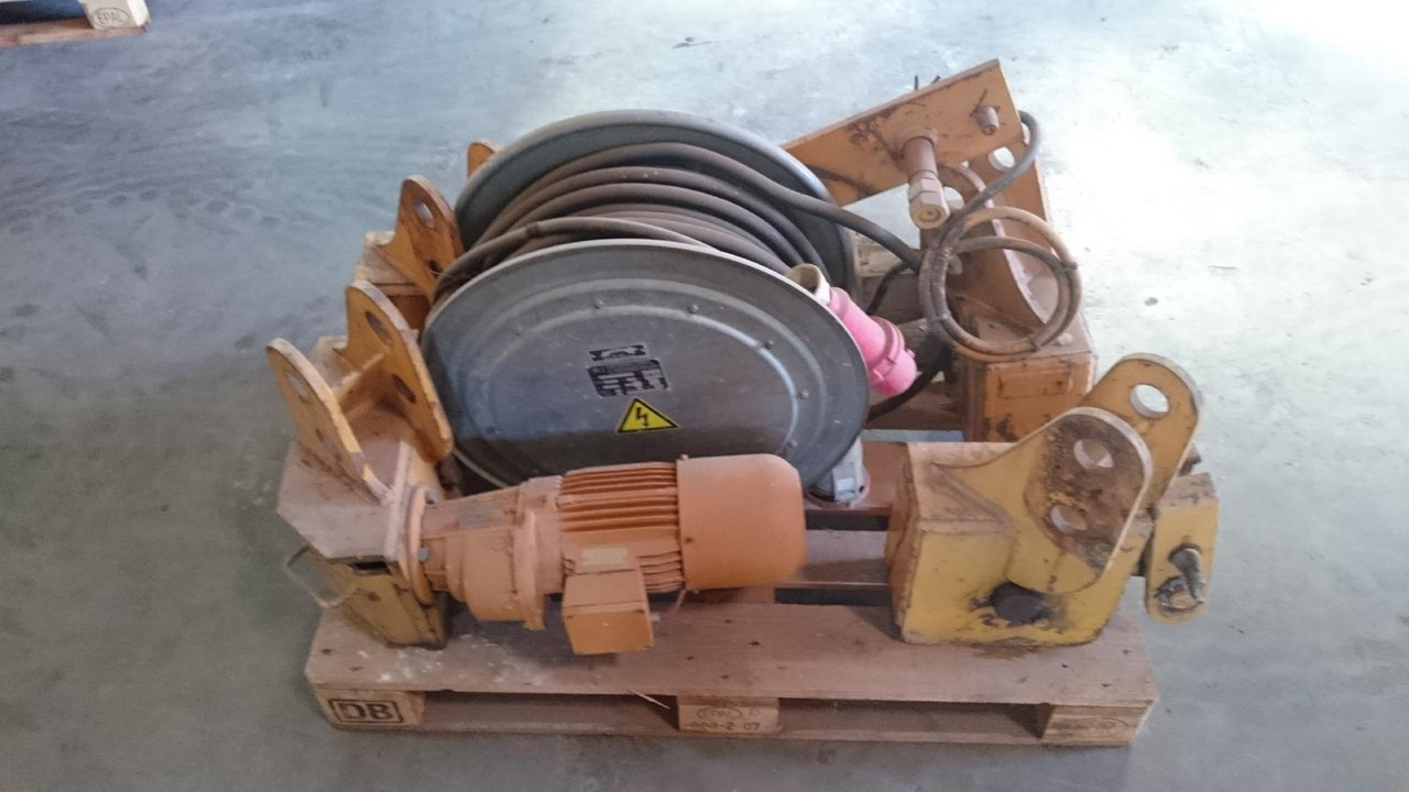 Liebherr Schienenfahrewerk Schienenfahrwerk für 34K, 35K - Строительное оборудование: фото 3 Liebherr Schienenfahrewerk Schienenfahrwerk für 34K, 35K - Строительное оборудование: фото 3