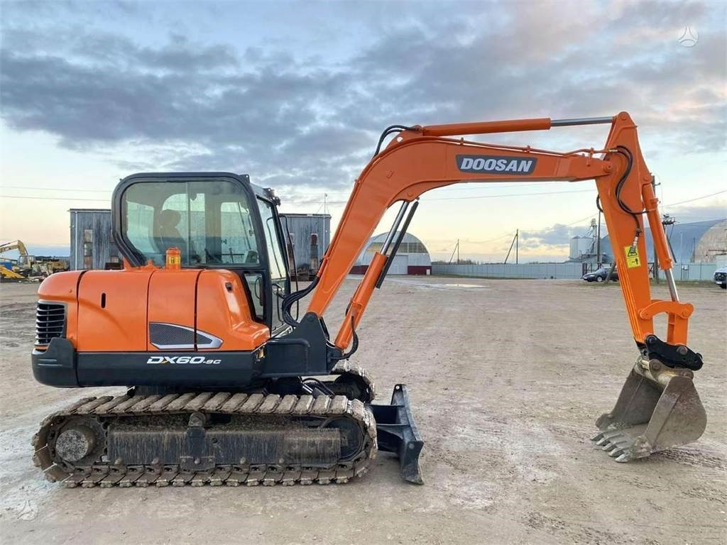 Doosan DX 60 C - Мини-экскаватор: фото 5 Doosan DX 60 C - Мини-экскаватор: фото 5