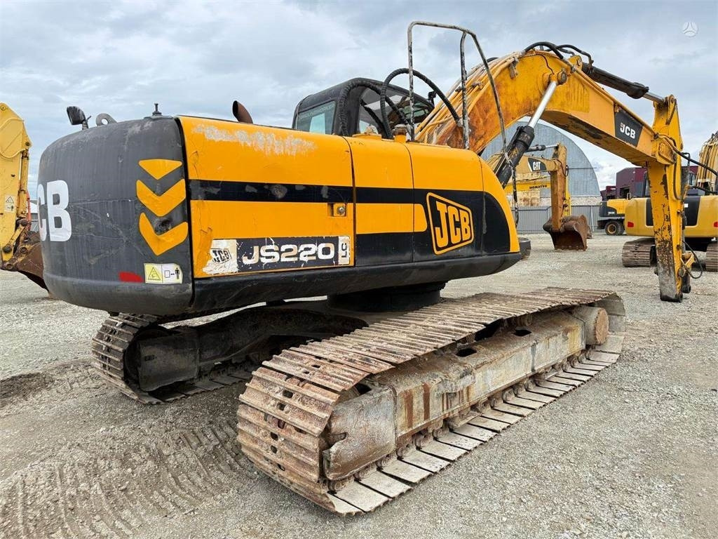 JCB JS 220 LC - Гусеничный экскаватор: фото 3 JCB JS 220 LC - Гусеничный экскаватор: фото 3