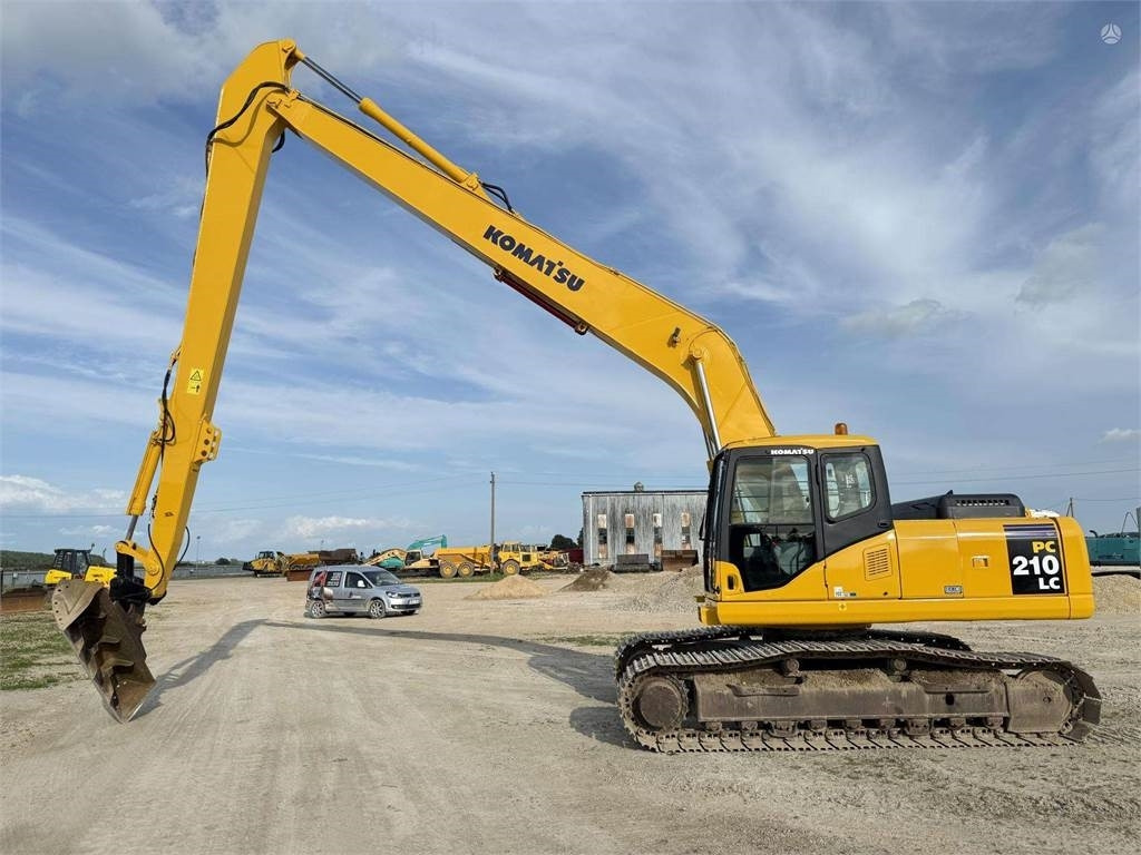 Komatsu PC 210 LC-7 LONGREACH - Гусеничный экскаватор: фото 2 Komatsu PC 210 LC-7 LONGREACH - Гусеничный экскаватор: фото 2