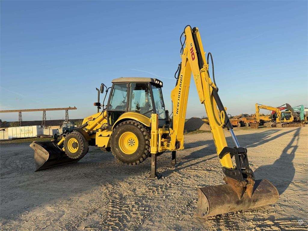 New Holland B 110-4PT , 2 quick couplers - Экскаватор-погрузчик: фото 5 New Holland B 110-4PT , 2 quick couplers - Экскаватор-погрузчик: фото 5