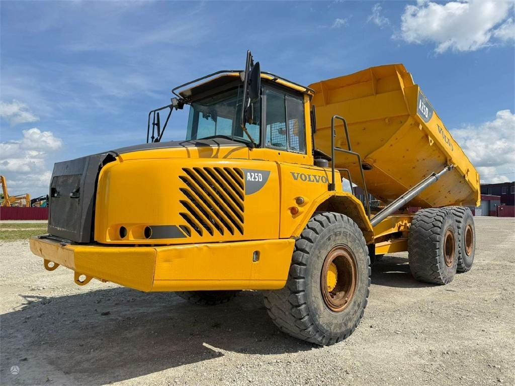 Volvo A25D - Сочленённый самосвал: фото 1 Volvo A25D - Сочленённый самосвал: фото 1