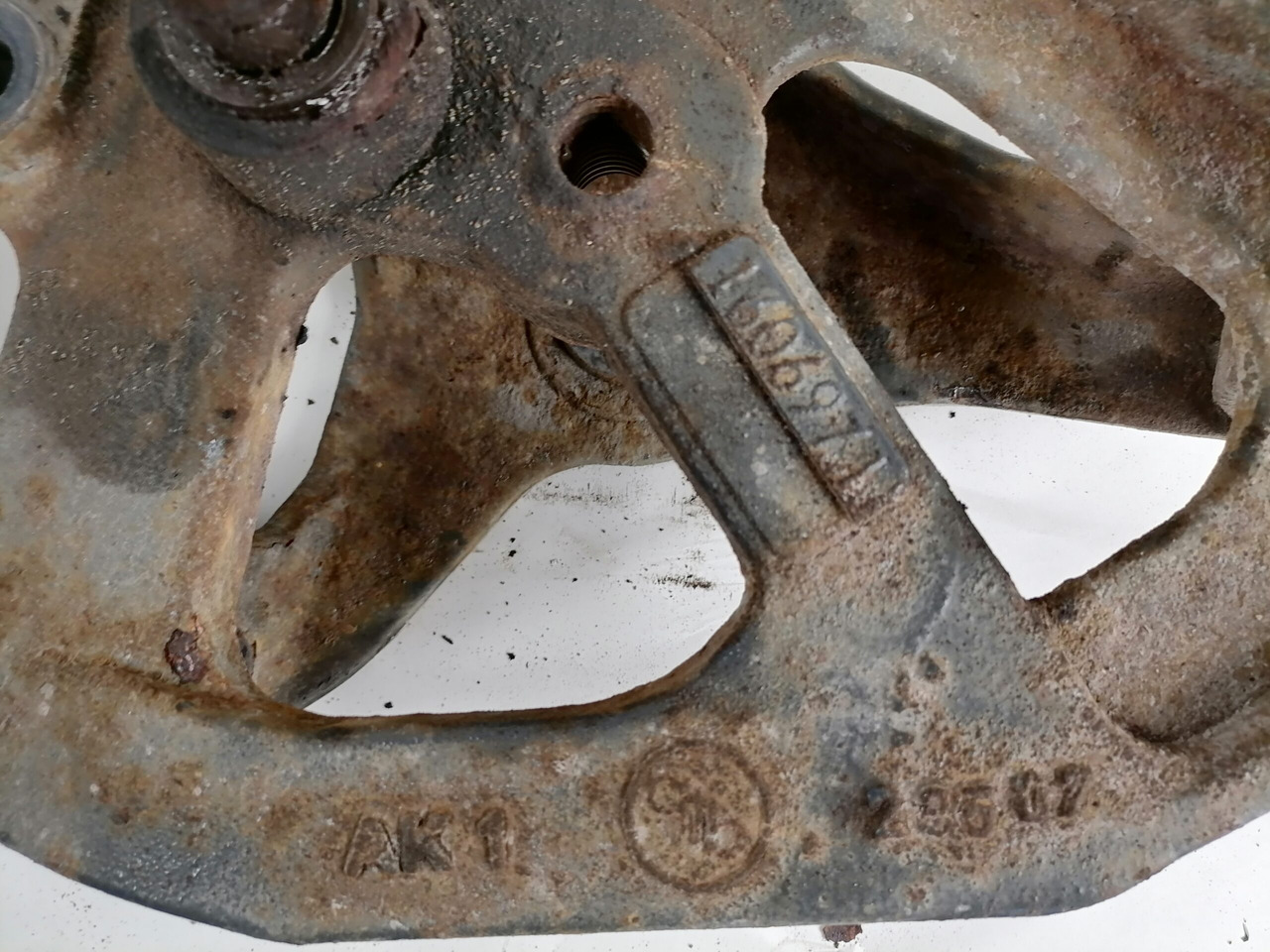 DAF Leaf spring bracket 1606971 - Подвеска для Грузовиков: фото 4 DAF Leaf spring bracket 1606971 - Подвеска для Грузовиков: фото 4