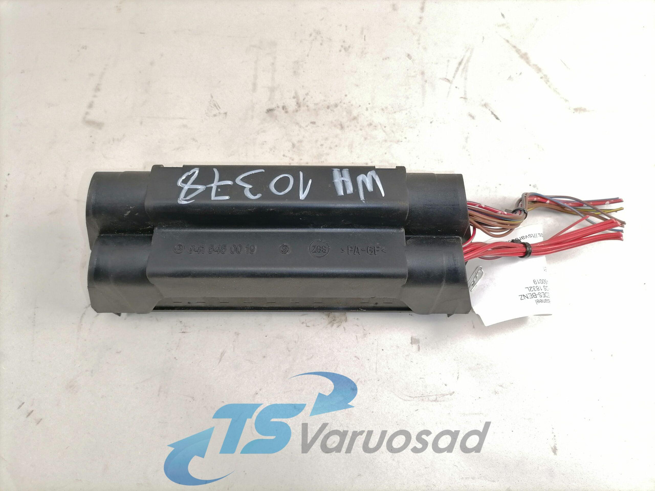 Kaitsmepaneel 9415450019 - Предохранитель для Грузовиков: фото 2 Kaitsmepaneel 9415450019 - Предохранитель для Грузовиков: фото 2