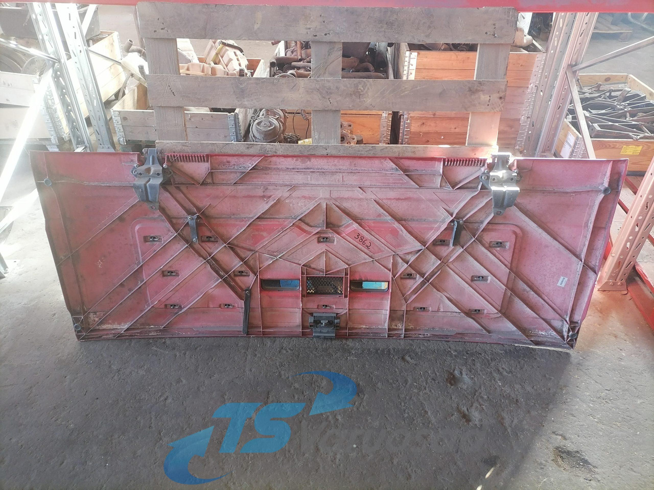MAN Grille panel 81611100053 - Решётка радиатора для Грузовиков: фото 4 MAN Grille panel 81611100053 - Решётка радиатора для Грузовиков: фото 4