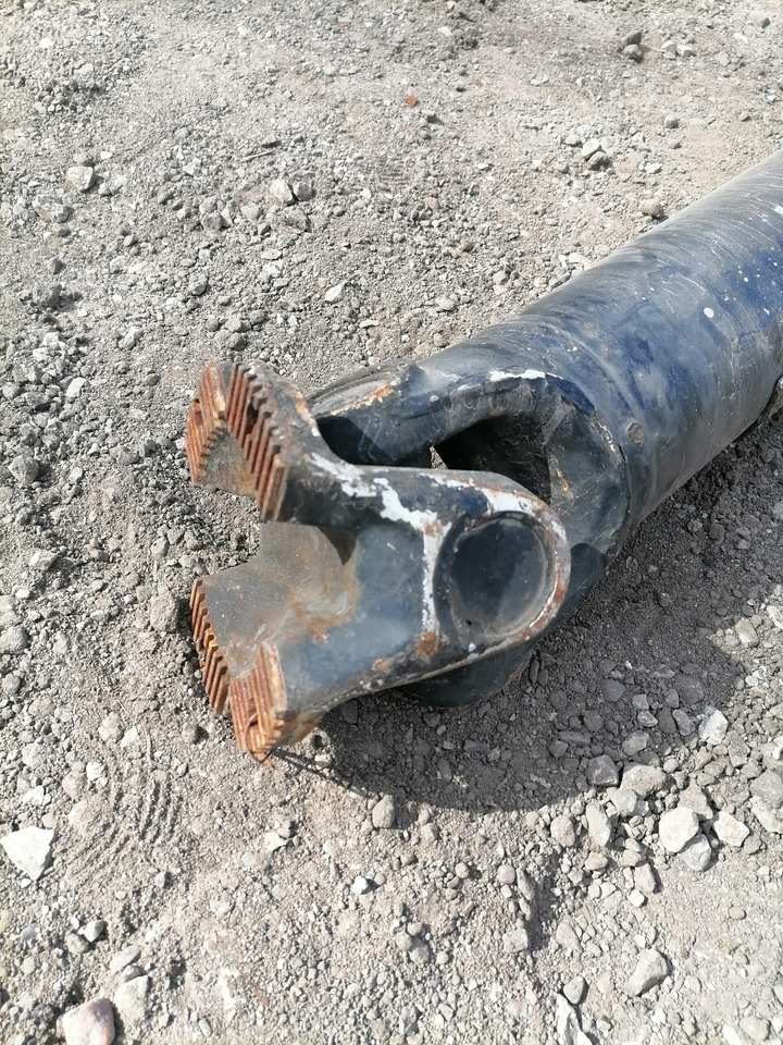 MAN Propeller shaft 81393326219 - Карданный вал для Грузовиков: фото 4 MAN Propeller shaft 81393326219 - Карданный вал для Грузовиков: фото 4