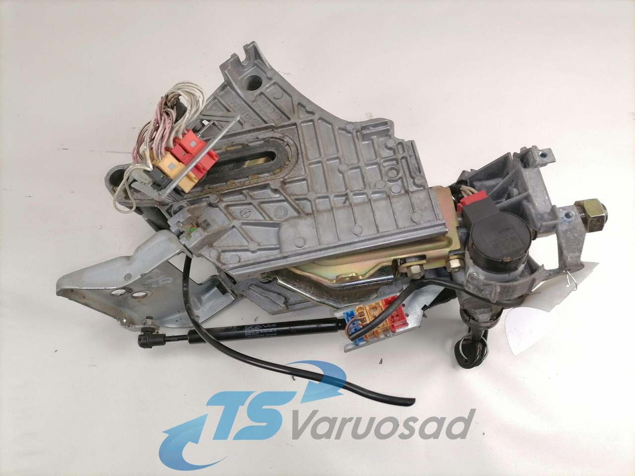 MAN Roolisammas 81461136235 - Рулевая колонка для Грузовиков: фото 3 MAN Roolisammas 81461136235 - Рулевая колонка для Грузовиков: фото 3