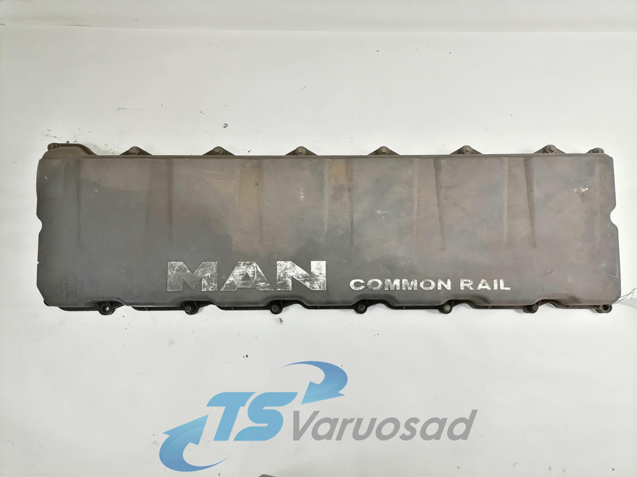 MAN Valve cover 51034016014 - Головка блока для Грузовиков: фото 2 MAN Valve cover 51034016014 - Головка блока для Грузовиков: фото 2