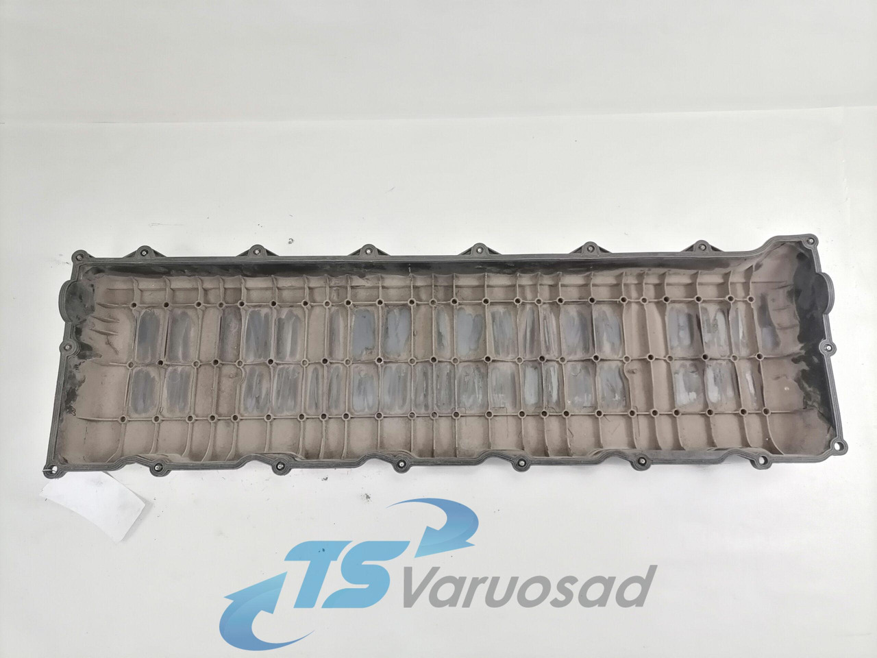 MAN Valve cover 51034016014 - Головка блока для Грузовиков: фото 3 MAN Valve cover 51034016014 - Головка блока для Грузовиков: фото 3